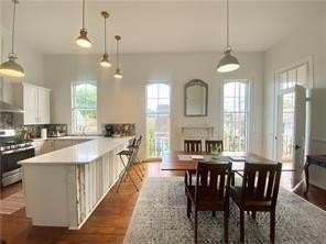 738 Mazant St - Photo 4 of 17