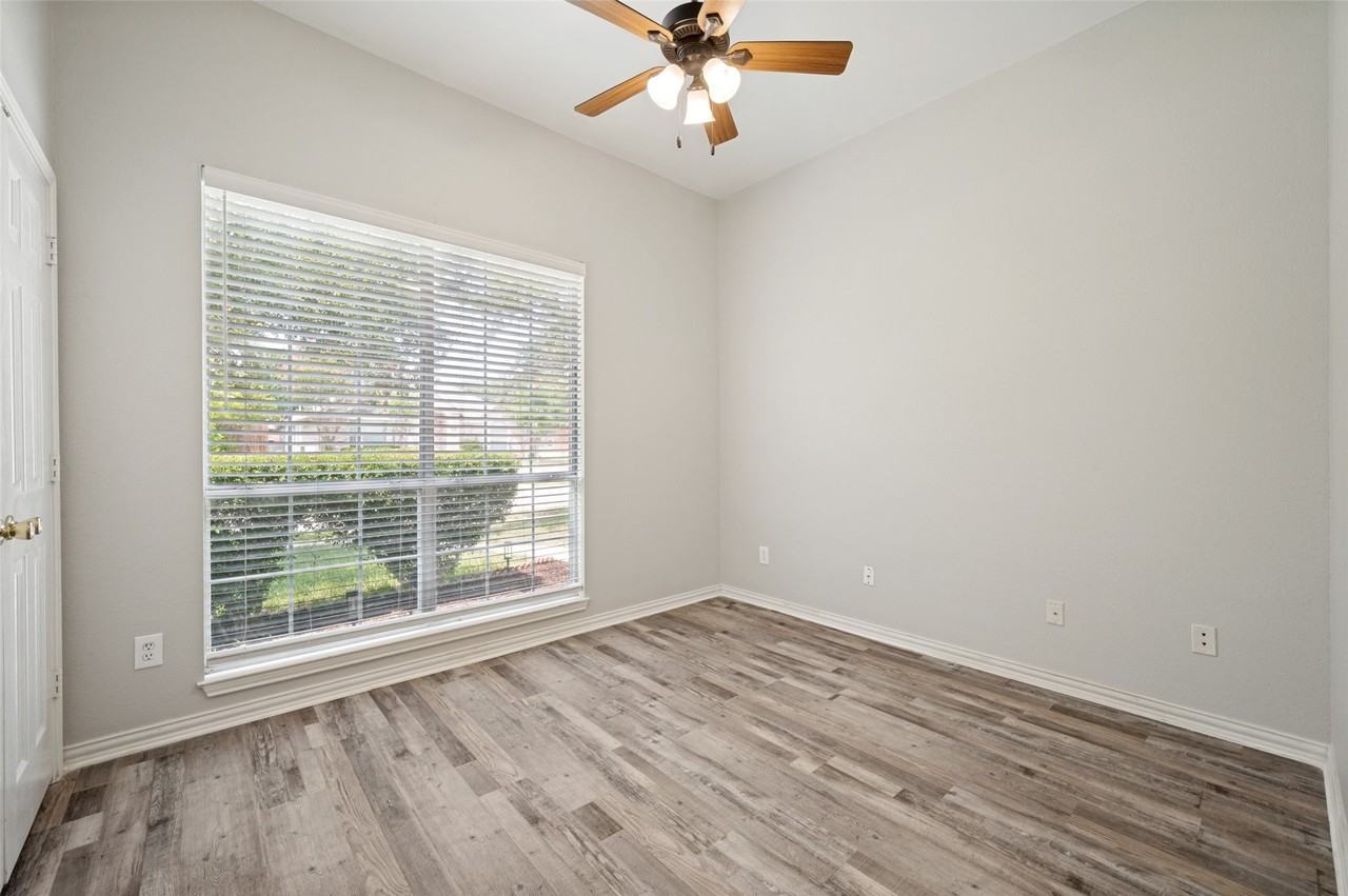 5104 Baton Rouge Blvd - Photo 7 of 12
