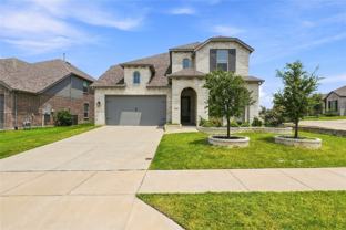 2410 Doncaster Dr - Photo 1 of 1