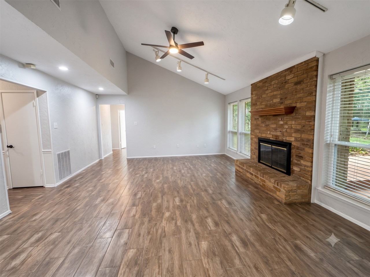 3302 Tranquility Dr - Photo 3 of 20