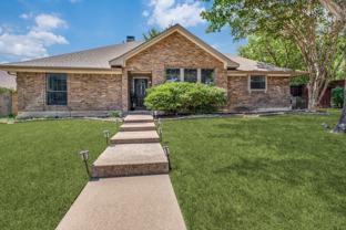 4300 Driftwood Dr - Photo 1 of 1