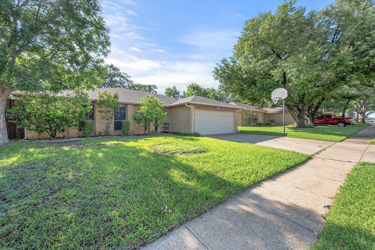 3520 Sweet Wood - Photo 4 of 34