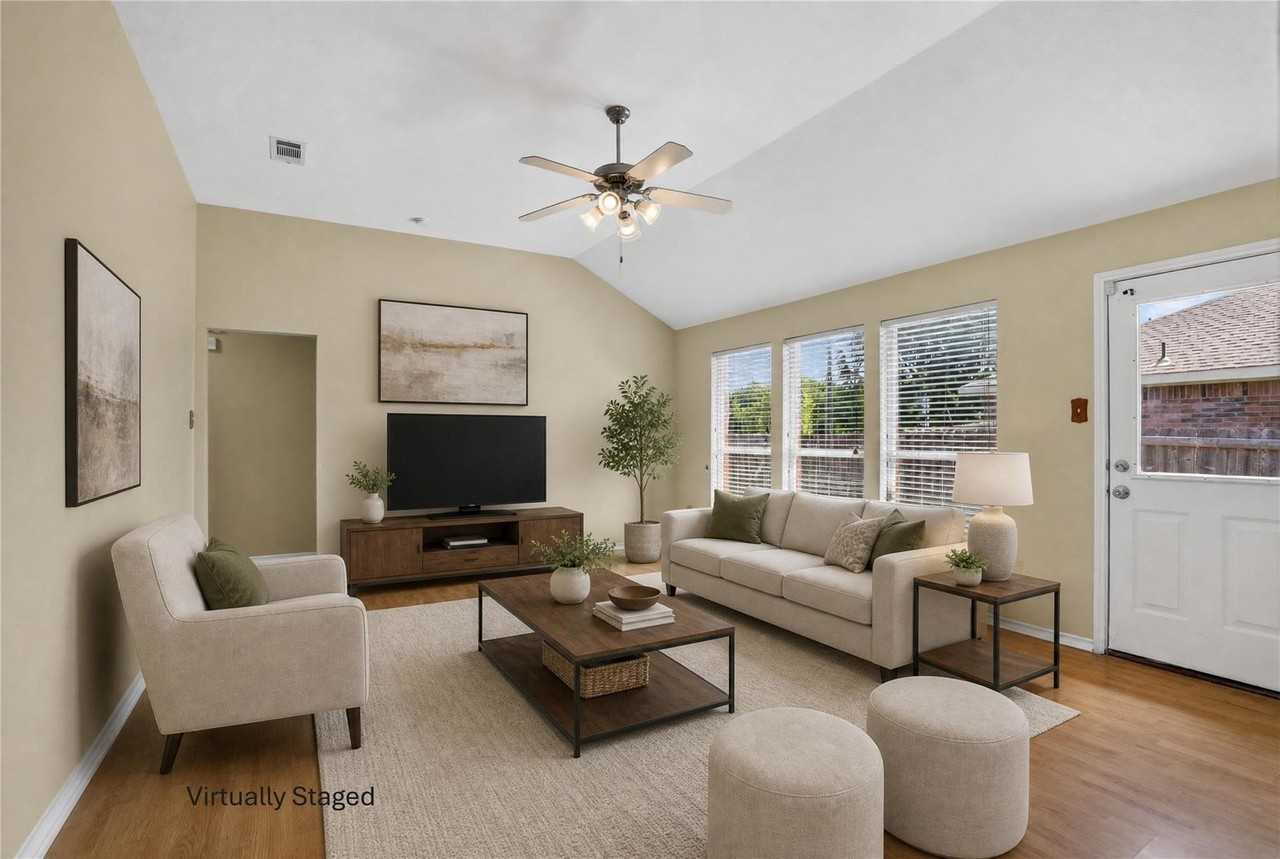 116 Meadow View Ln - Photo 4 of 20