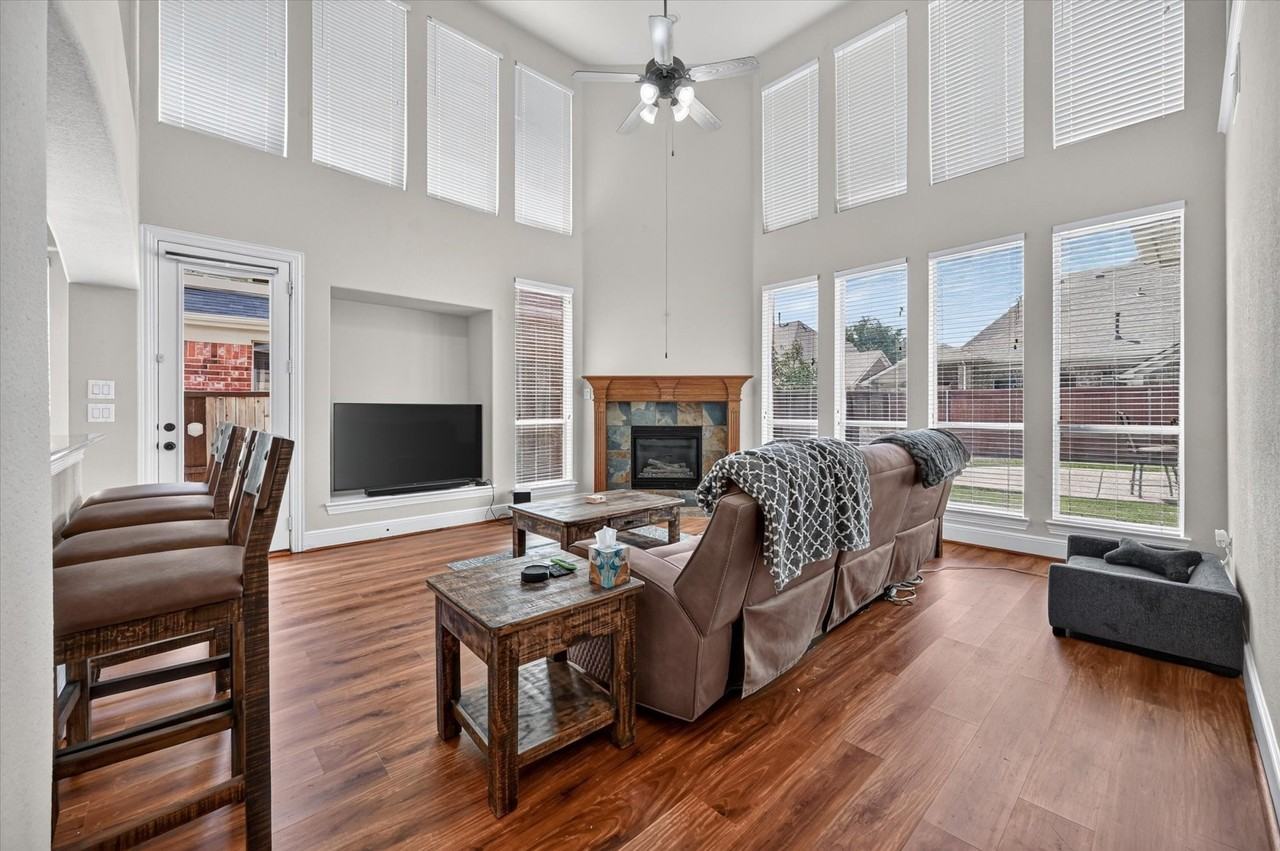 4612 Quiet Cir - Photo 2 of 23