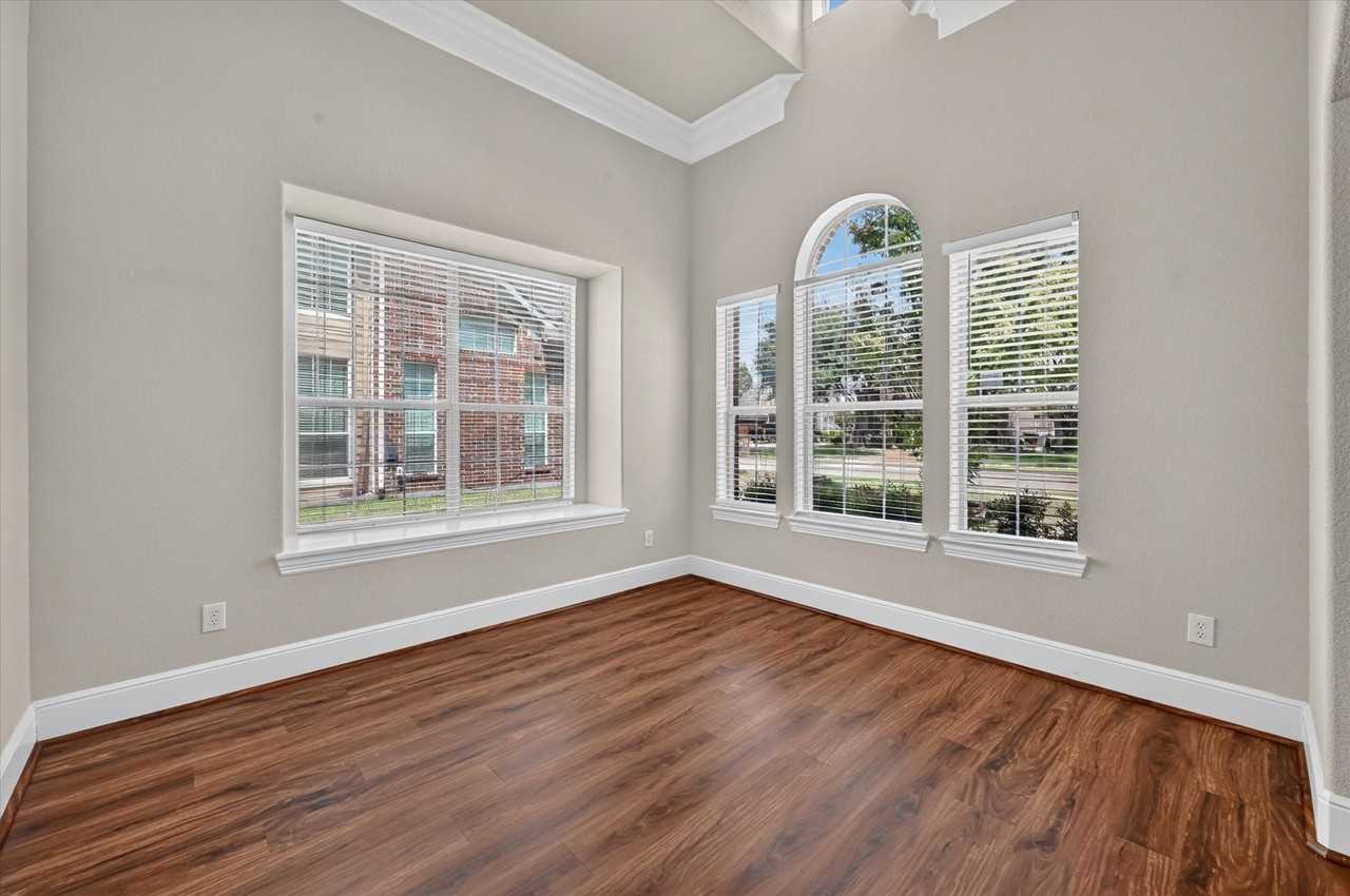 4612 Quiet Cir - Photo 4 of 23