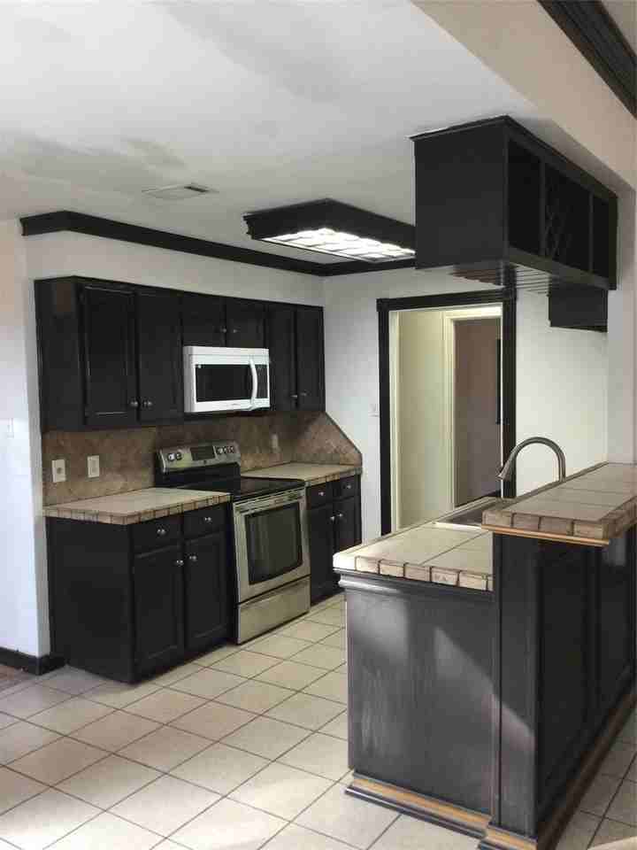 4106 Sunday Hill Dr - Photo 7 of 10