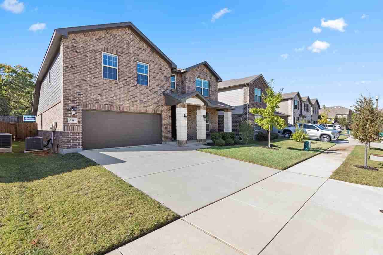 3512 Harbour Mist Trl - Photo 3 of 32
