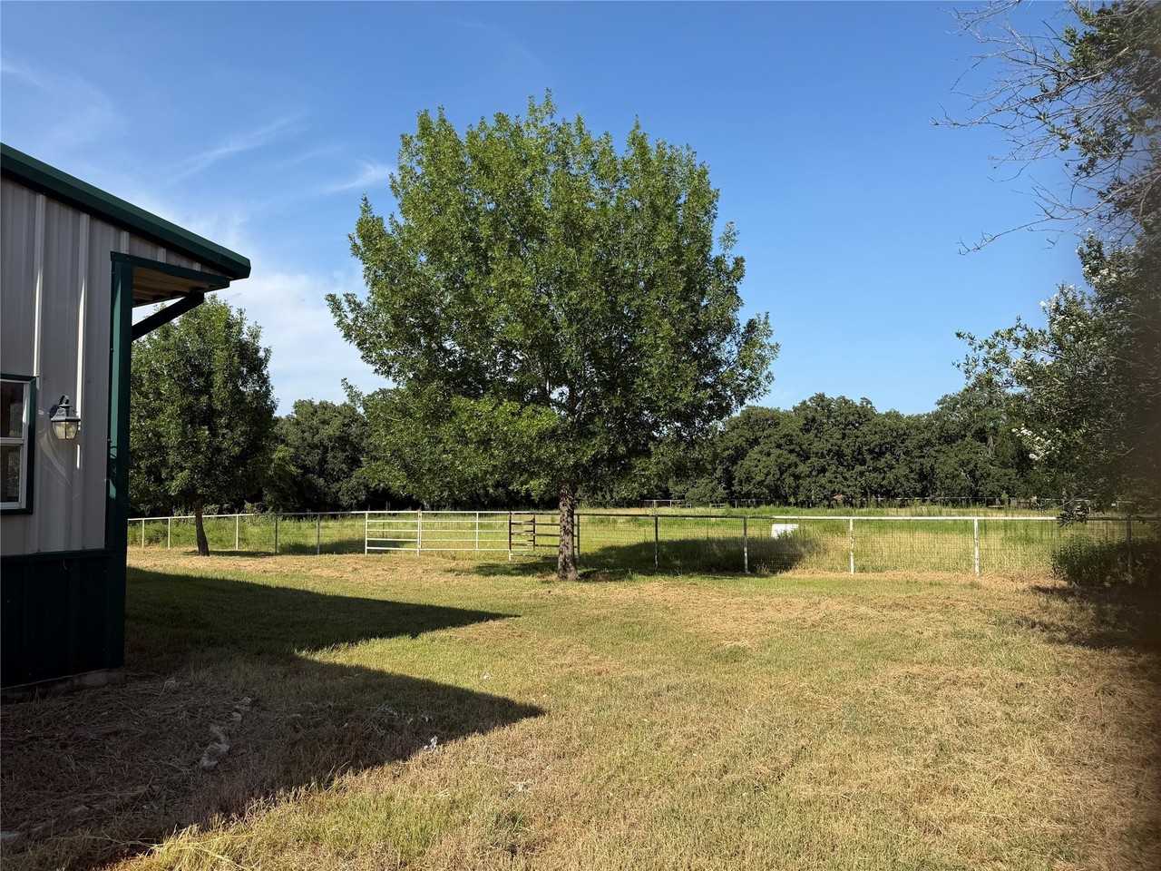 950 Sanders Rd - Photo 6 of 14