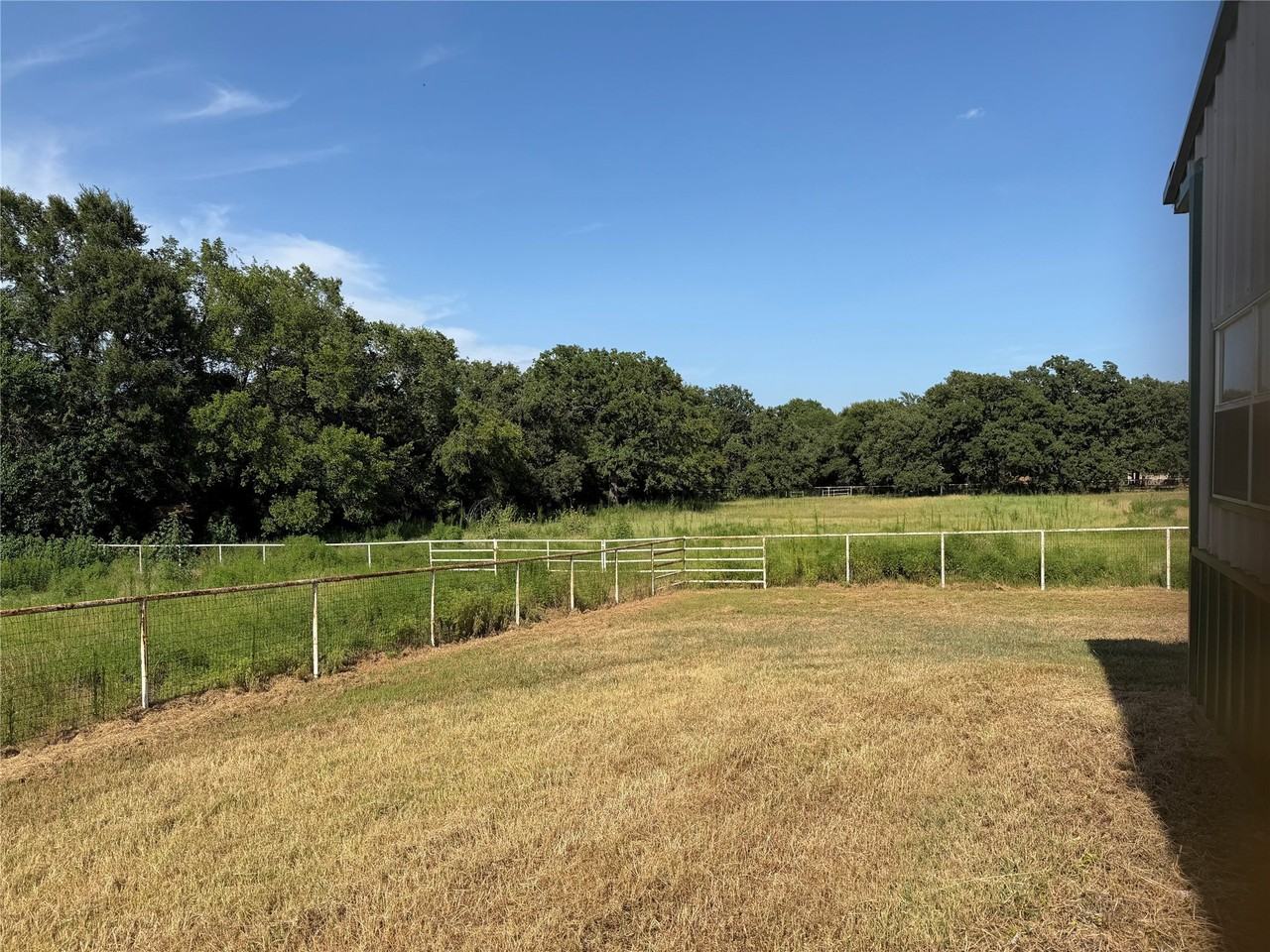 950 Sanders Rd - Photo 7 of 14