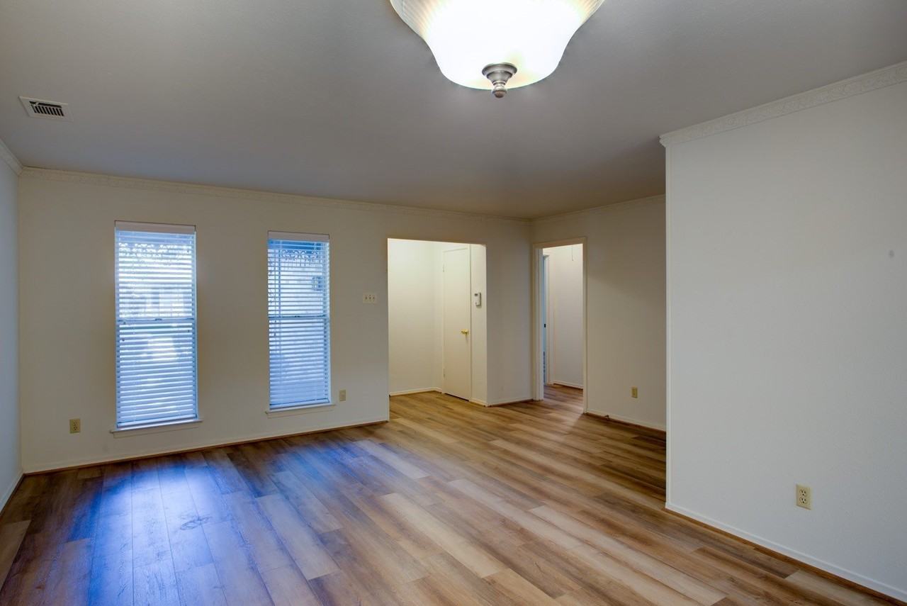 6328 Rincon Way - Photo 4 of 15