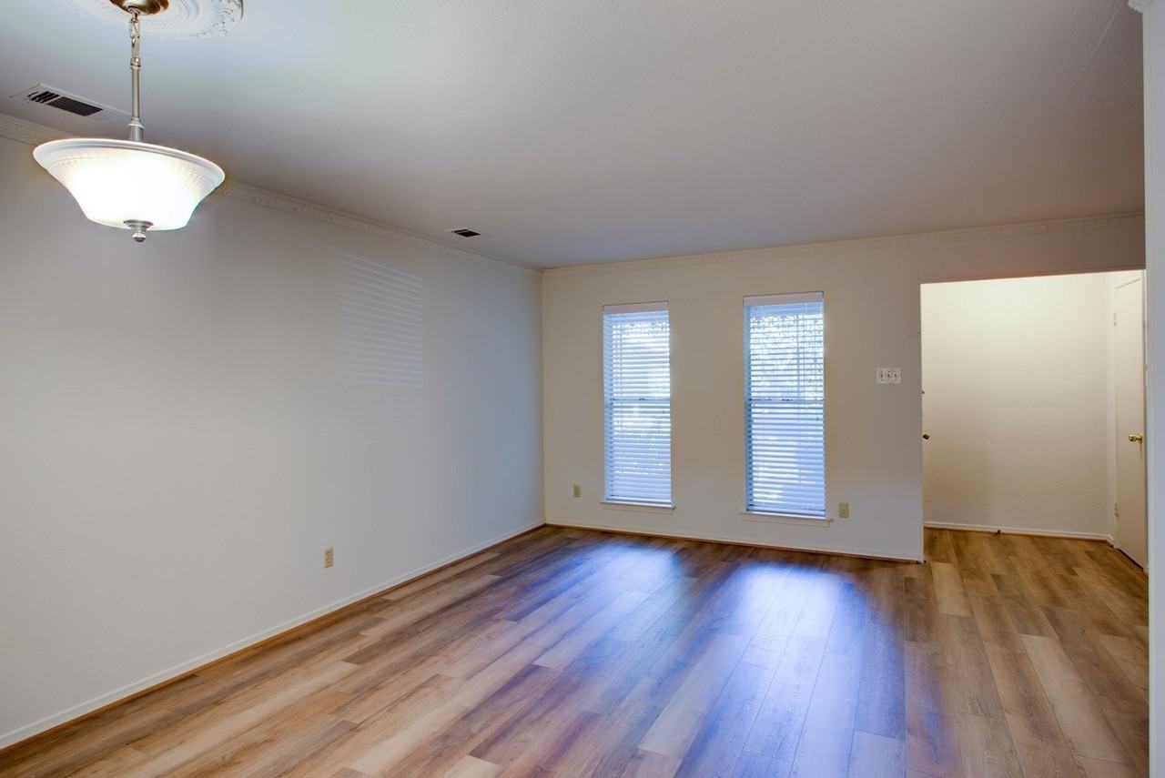 6328 Rincon Way - Photo 5 of 15