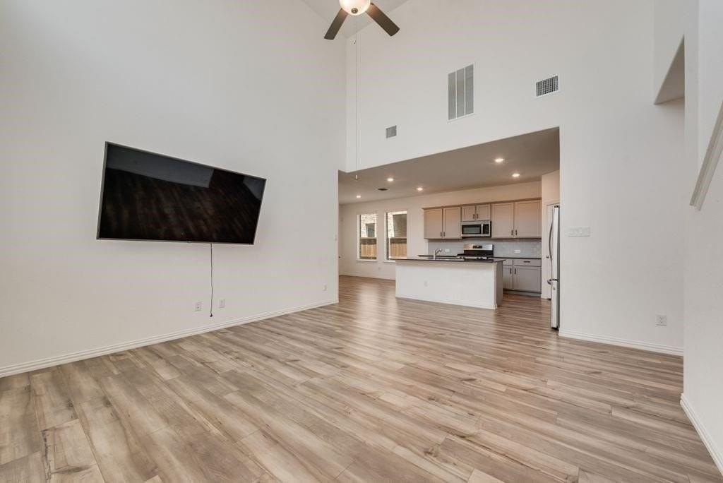 1309 Canuela Way - Photo 2 of 2