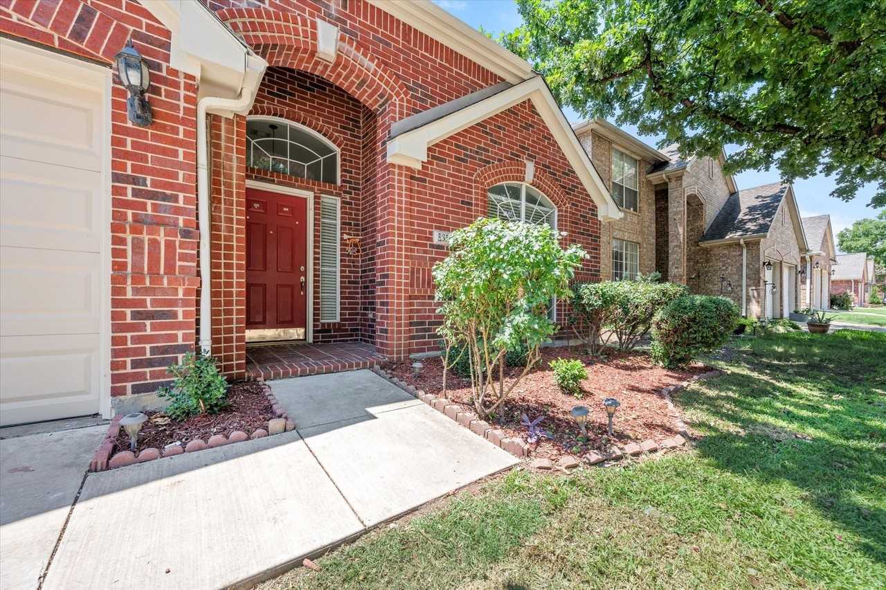 3517 Arbor Creek Ln - Photo 4 of 40