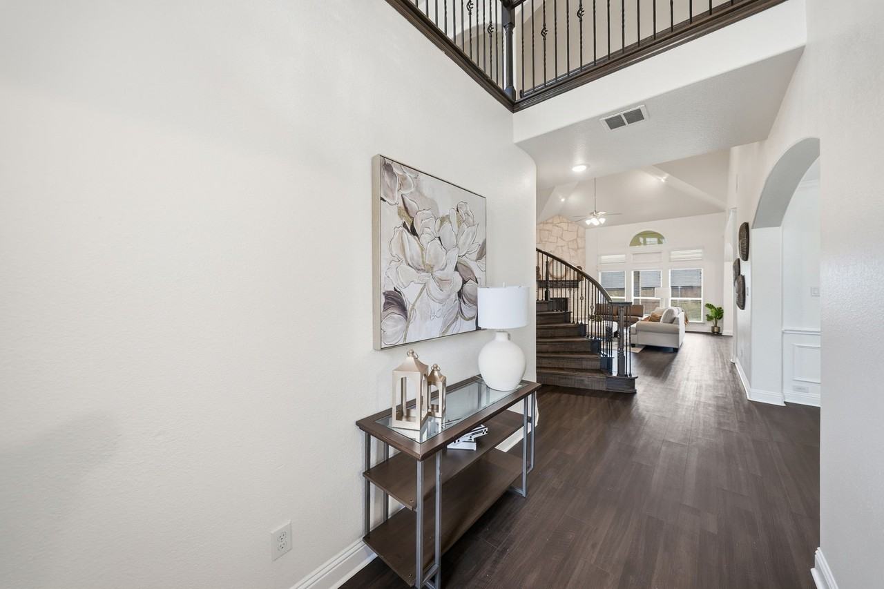 1824 Silvery Canoe Way - Photo 3 of 32