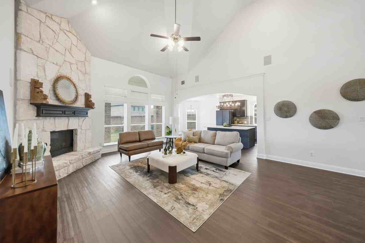 1824 Silvery Canoe Way - Photo 5 of 32
