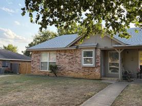 2909 Kathleen Ln - Photo 1 of 1