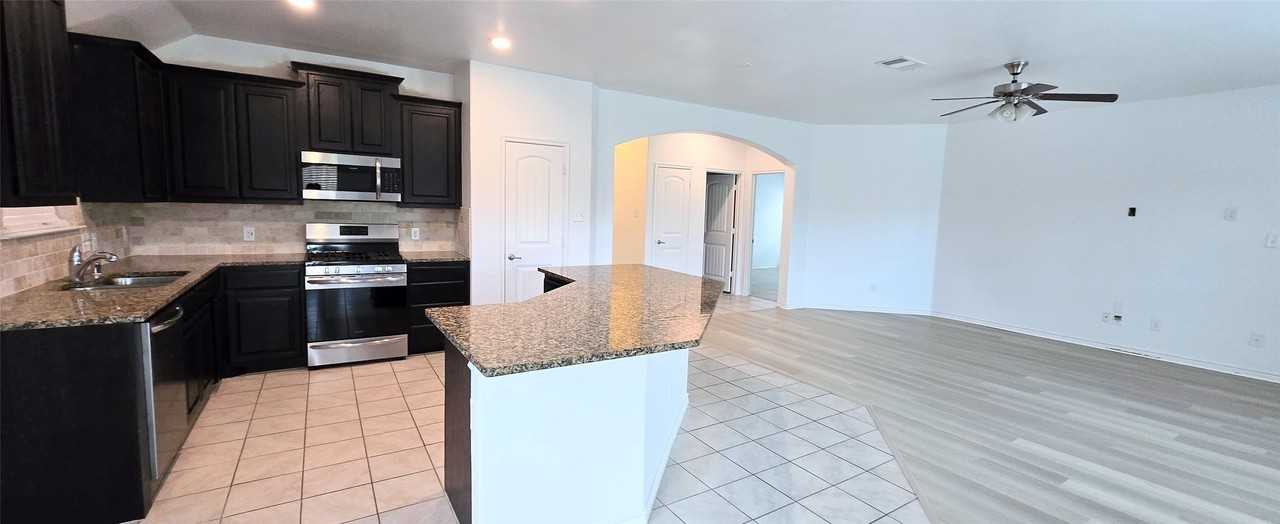 2625 Hillrich - Photo 6 of 17
