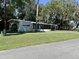 featured image of 1208 Lee St #1217