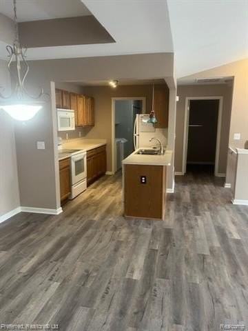 11758 Farmington Rd - Photo 7 of 13