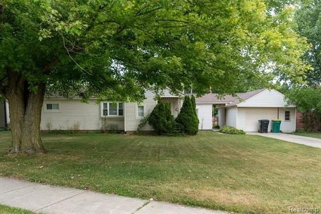 30446 Shiawassee Rd - Photo 2 of 27