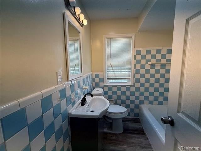 7459 Asbury Park - Photo 7 of 15
