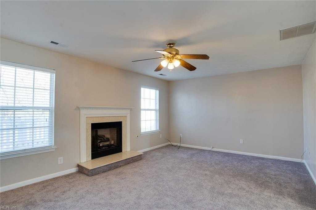 2105 King St - Photo 4 of 24