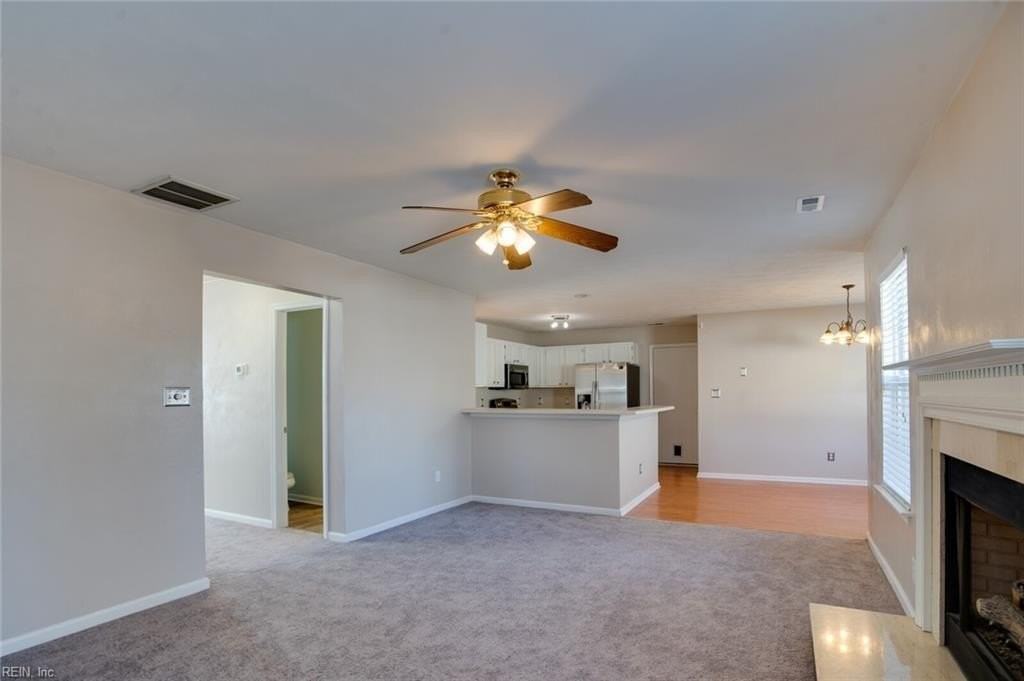 2105 King St - Photo 6 of 24
