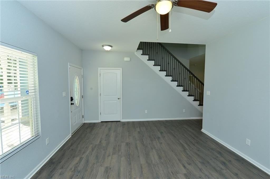 4219 Helen St - Photo 3 of 24