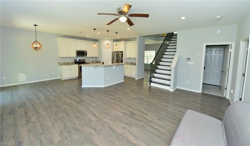 4219 Helen St - Photo 4 of 24