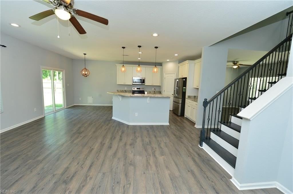 4219 Helen St - Photo 5 of 24