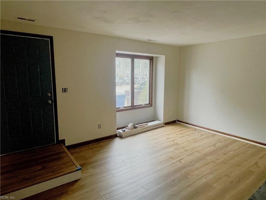 3508 Radford Cir - Photo 2 of 14