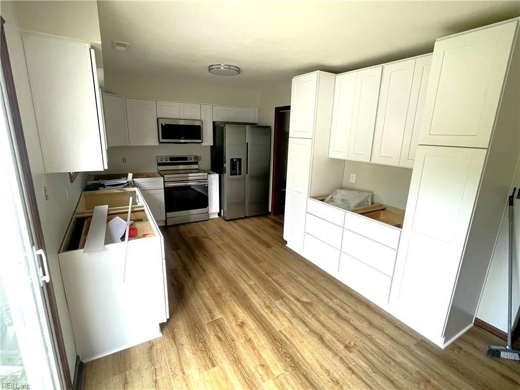 3508 Radford Cir - Photo 5 of 14