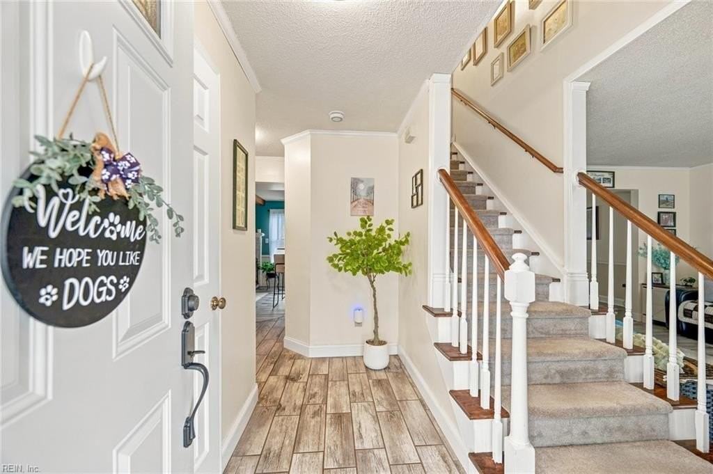 3941 Terrywood Dr - Photo 2 of 19