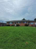 featured image of 709 Houdon Ln