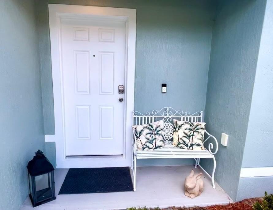 1348 Se Bayharbor St - Photo 2 of 19
