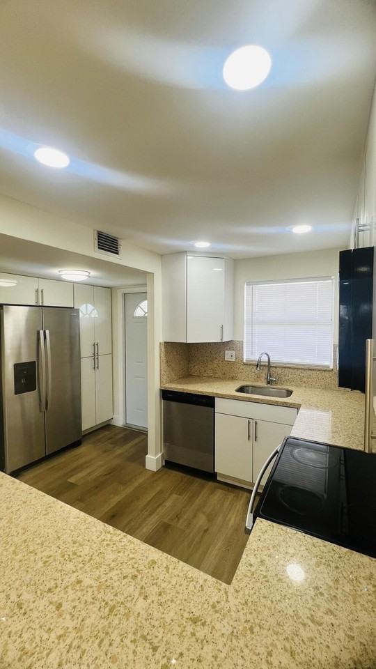 8345 Sunrise Lakes Blvd #304 - Photo 3 of 14