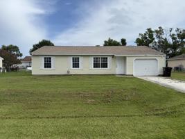 featured image of 2831 Se Leigh Ave