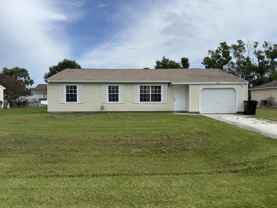 2831 Se Leigh Ave - Photo 1 of 1