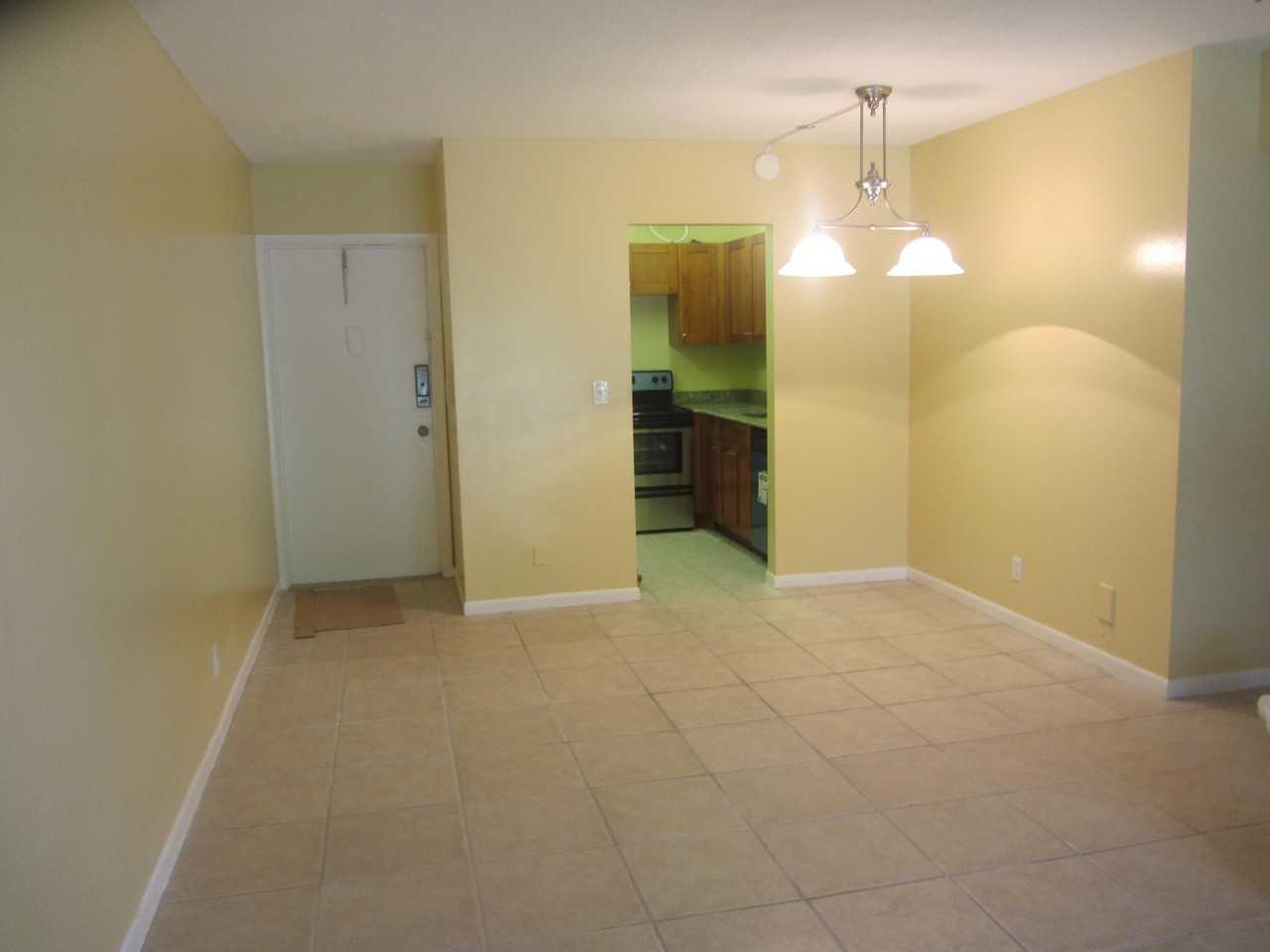 626 Nw 13th St #28 - Photo 2 of 10