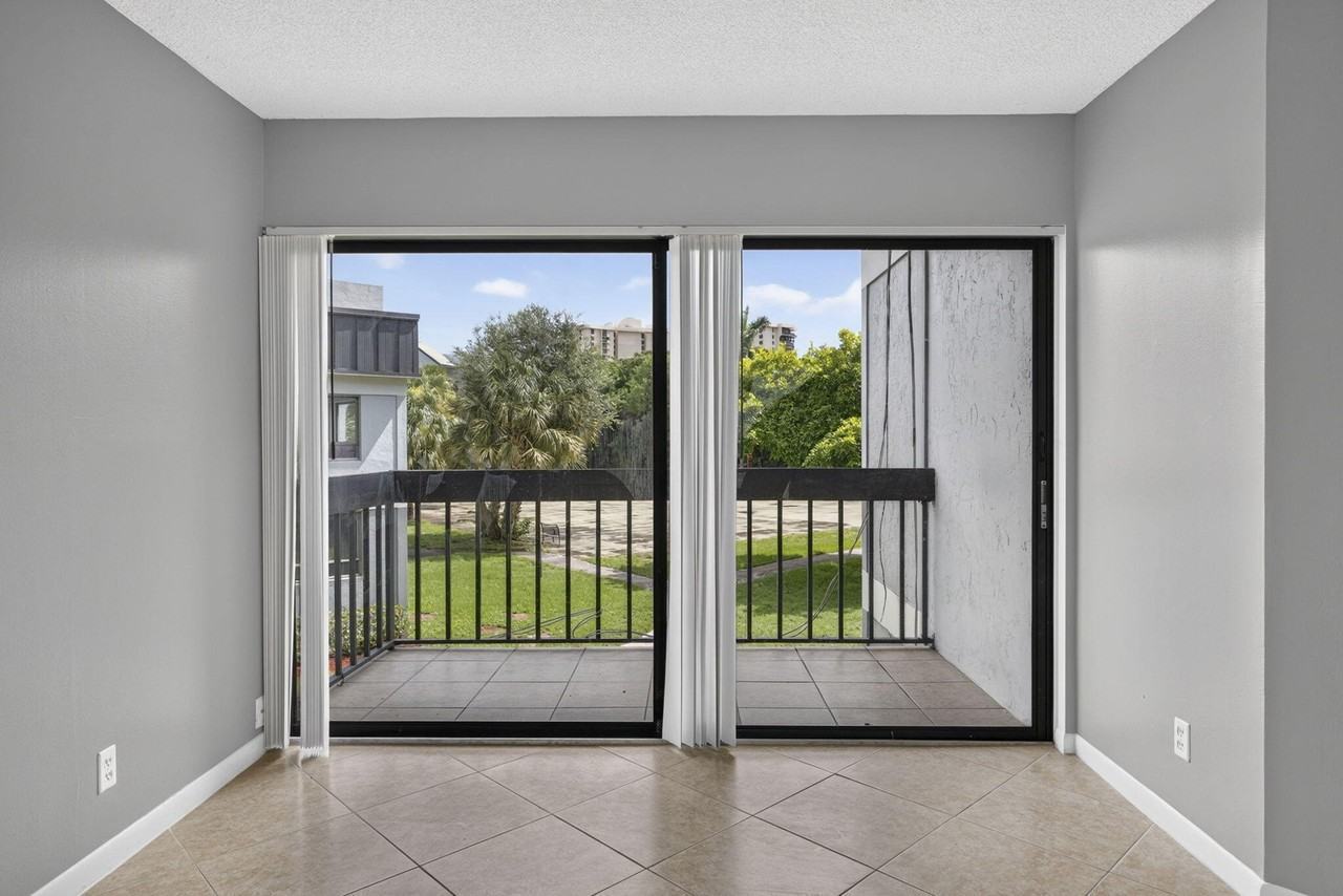 1900 N Congress Ave #201 - Photo 5 of 39