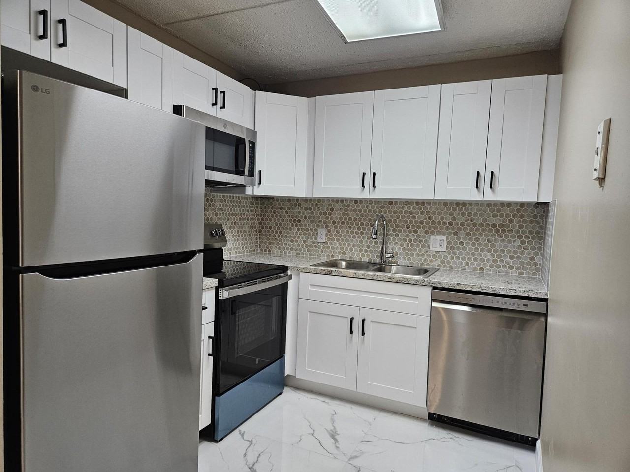 300 Village Green Cir S #114 - Photo 5 of 17