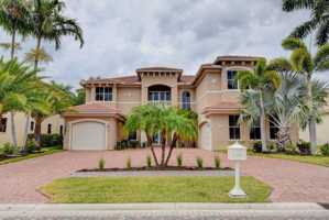featured image of 6669 Cobia Cir