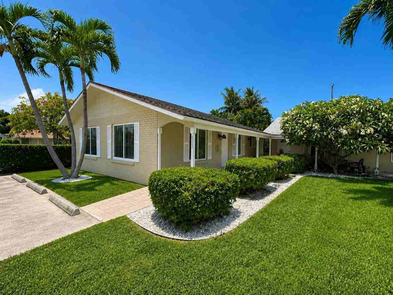 1232 Cabana Rd #1 - Photo 2 of 30