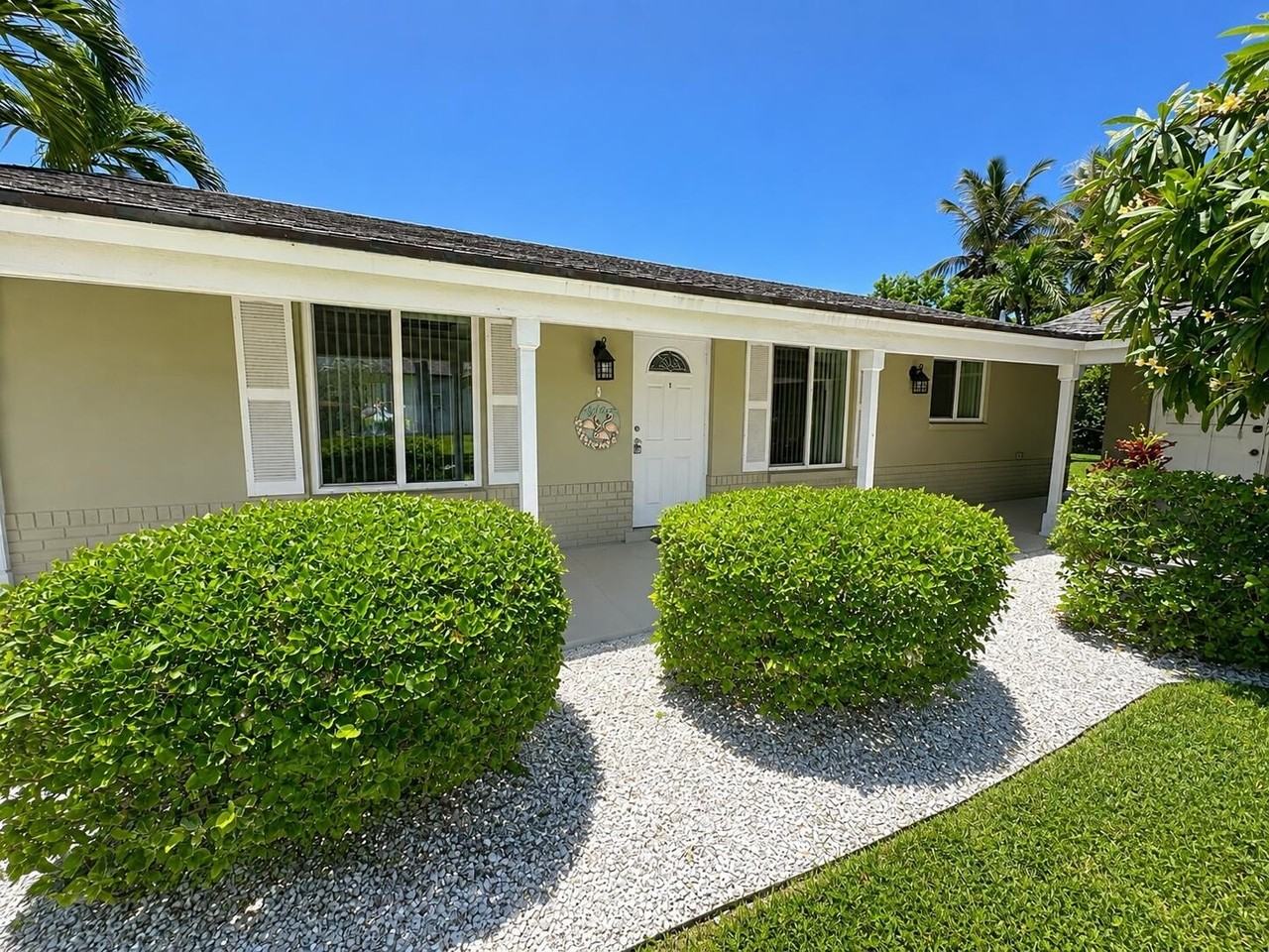 1232 Cabana Rd #1 - Photo 3 of 30