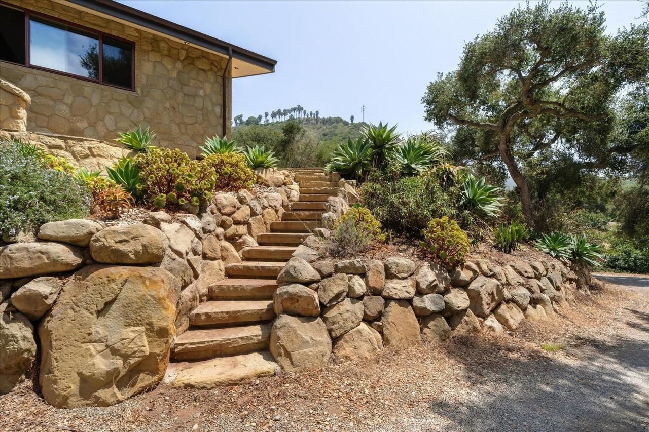 6214 Casitas Pass Rd - Photo 4 of 50