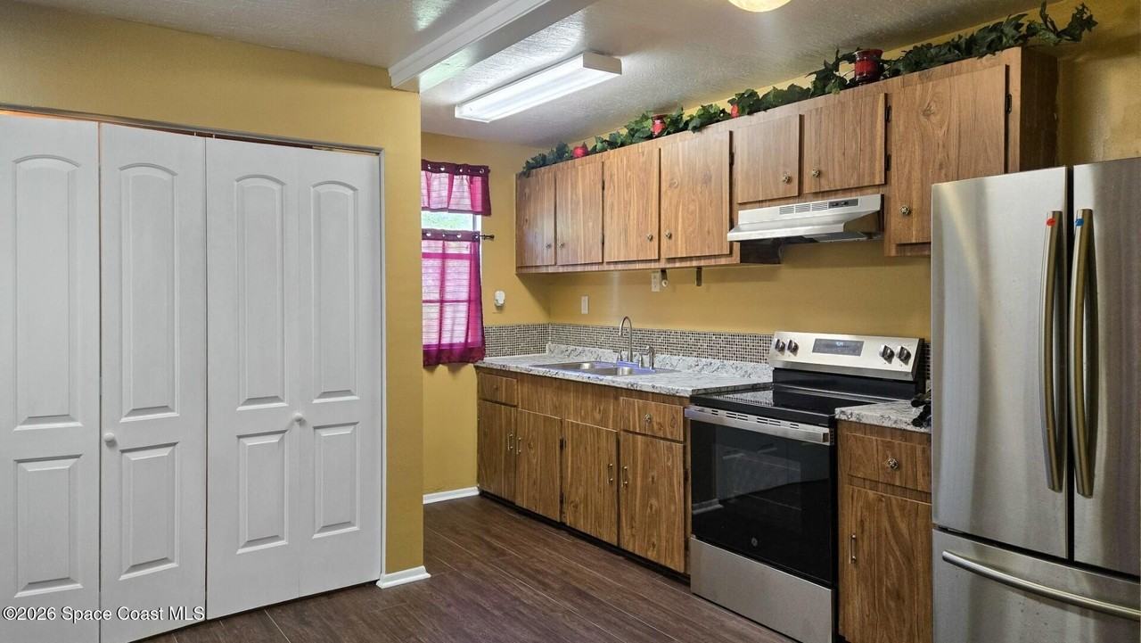 3788 W Railroad Ave - Photo 6 of 21