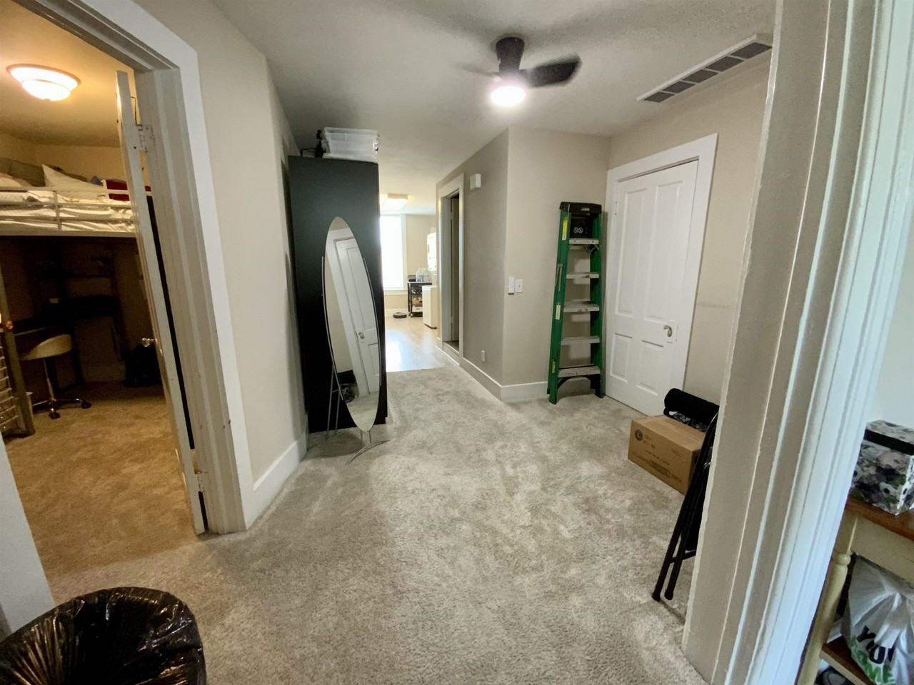 215B W Milwaukee St - Photo 7 of 8