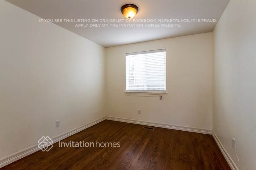 1772 S Genoa Way - Photo 6 of 24