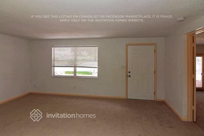 13156 120th St - Photo 3 of 16
