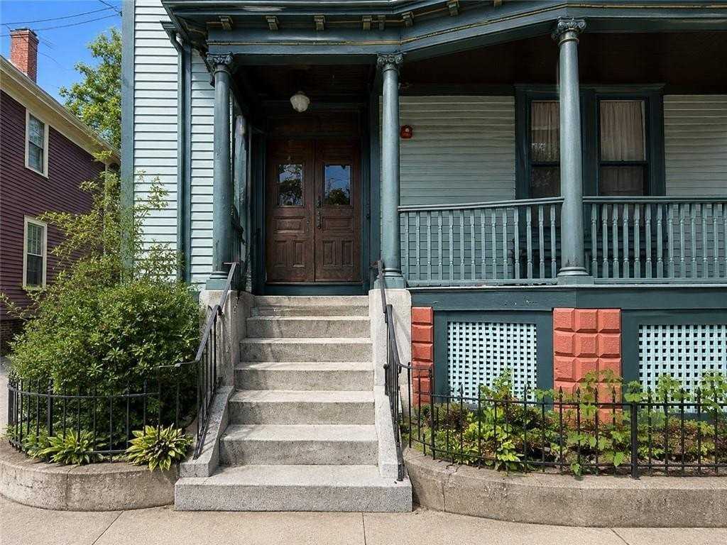 89 Oak St #1FRONT - Photo 2 of 12